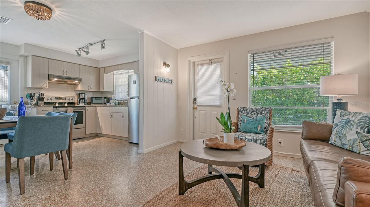 107 Pine Avenue, Anna Maria, FL 34216 Photo