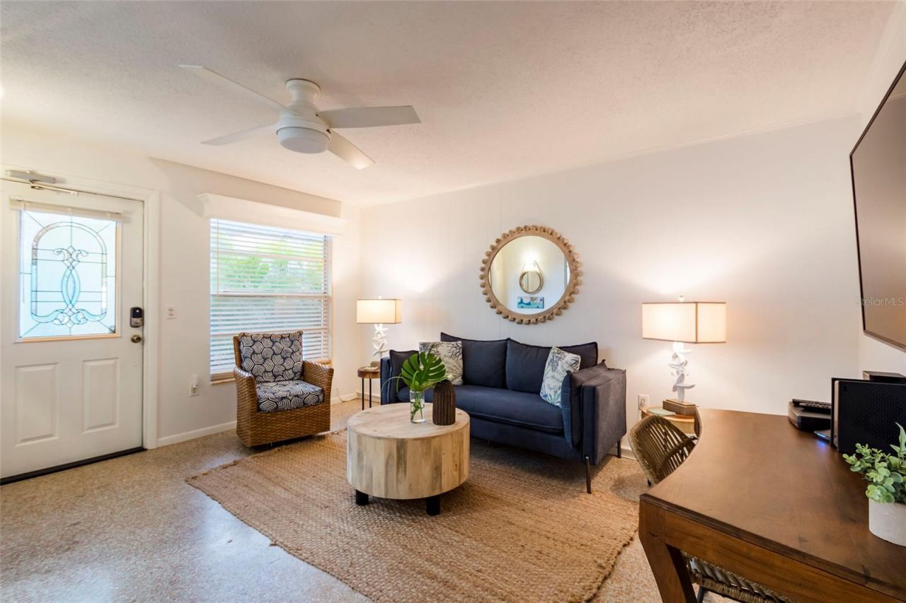 107 Pine Avenue, Anna Maria, FL 34216 Photo