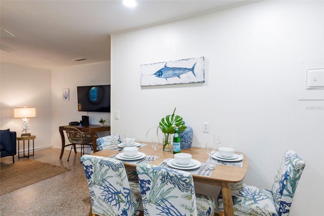 107 Pine Avenue, Anna Maria, FL 34216 Photo