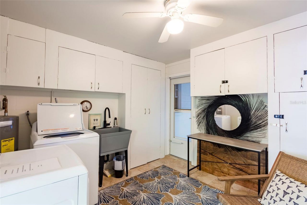 107 Pine Avenue, Anna Maria, FL 34216 Photo