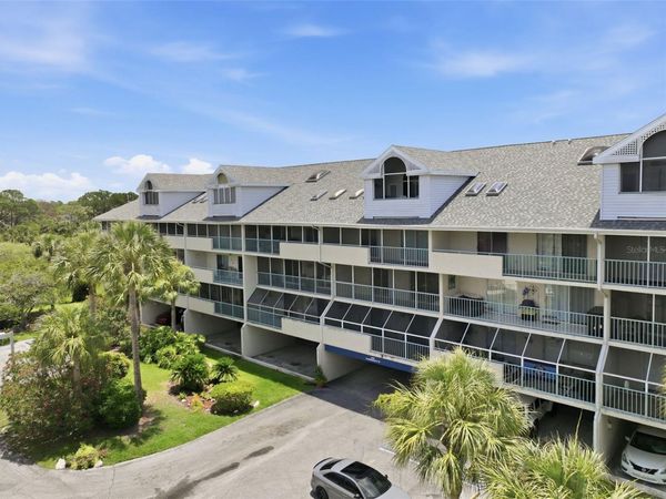 5557 SEA FOREST DRIVE, Unit 215, NEW PORT RICHEY, FL 34652