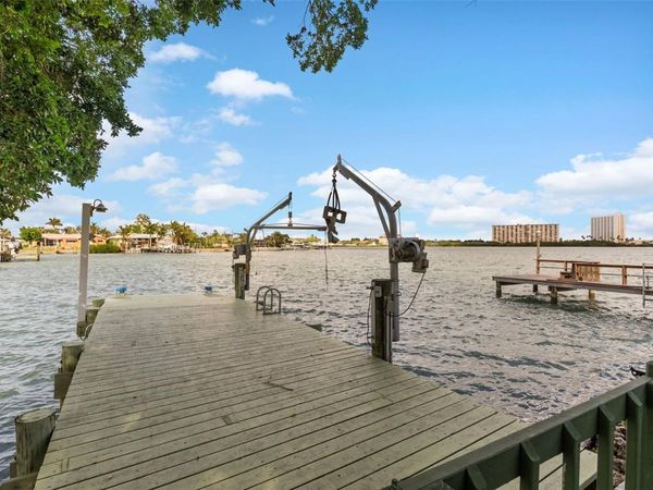 7887 9TH AVENUE S, ST PETERSBURG, FL 33707