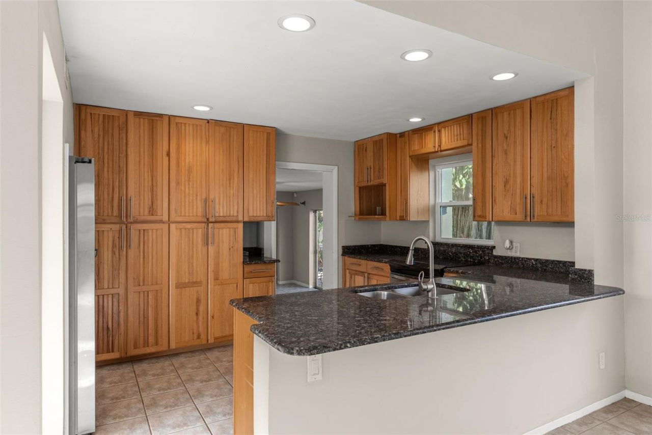 7887 9th Avenue S, Saint Petersburg, FL 33707 Photo