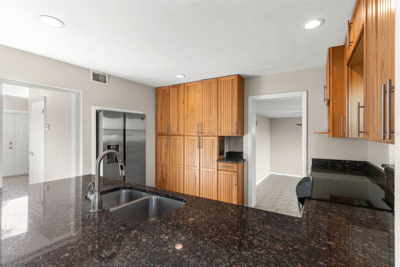 7887 9th Avenue S, Saint Petersburg, FL 33707 Photo