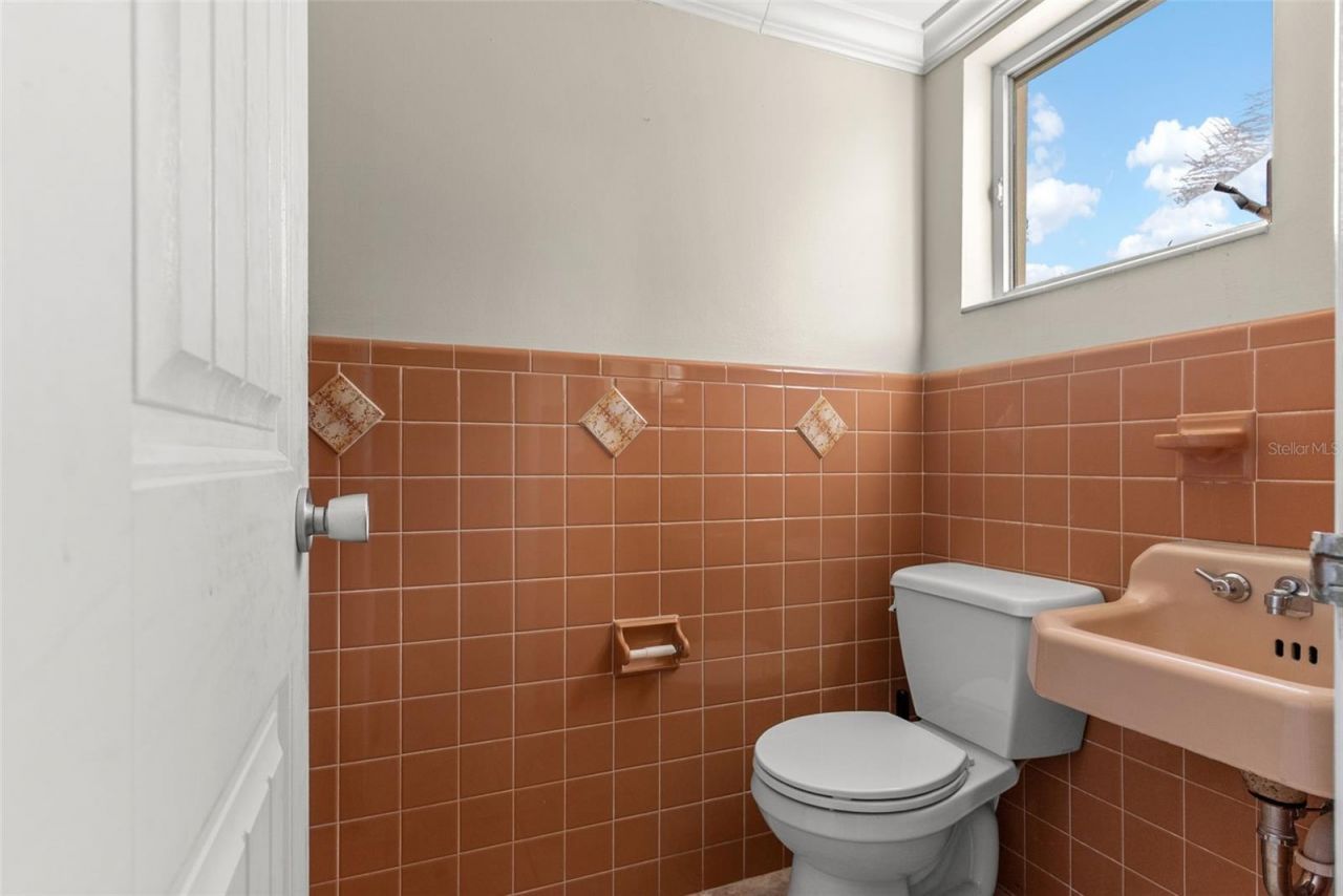 7887 9th Avenue S, Saint Petersburg, FL 33707 Photo