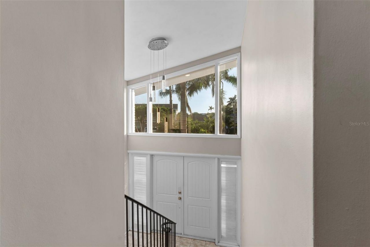7887 9th Avenue S, Saint Petersburg, FL 33707 Photo