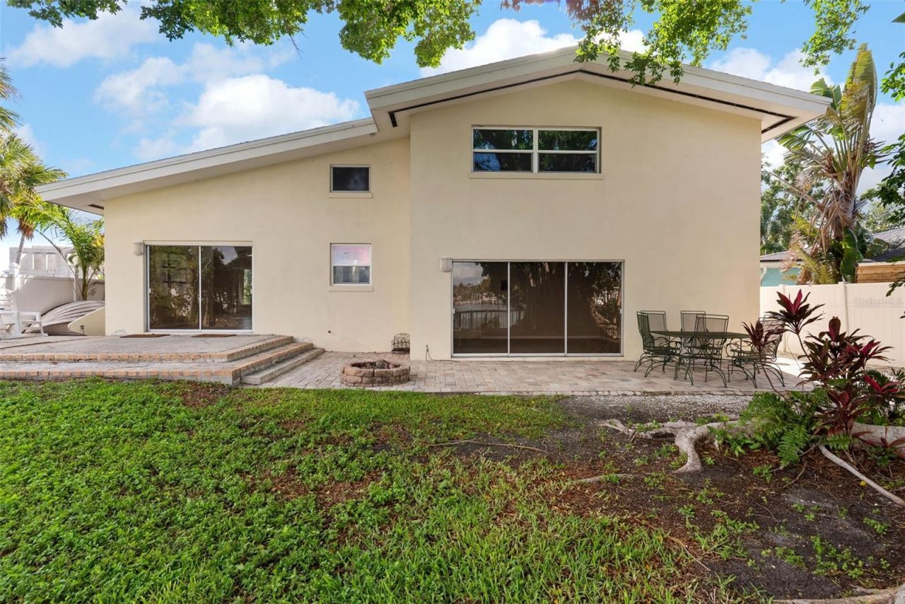 7887 9th Avenue S, Saint Petersburg, FL 33707 Photo