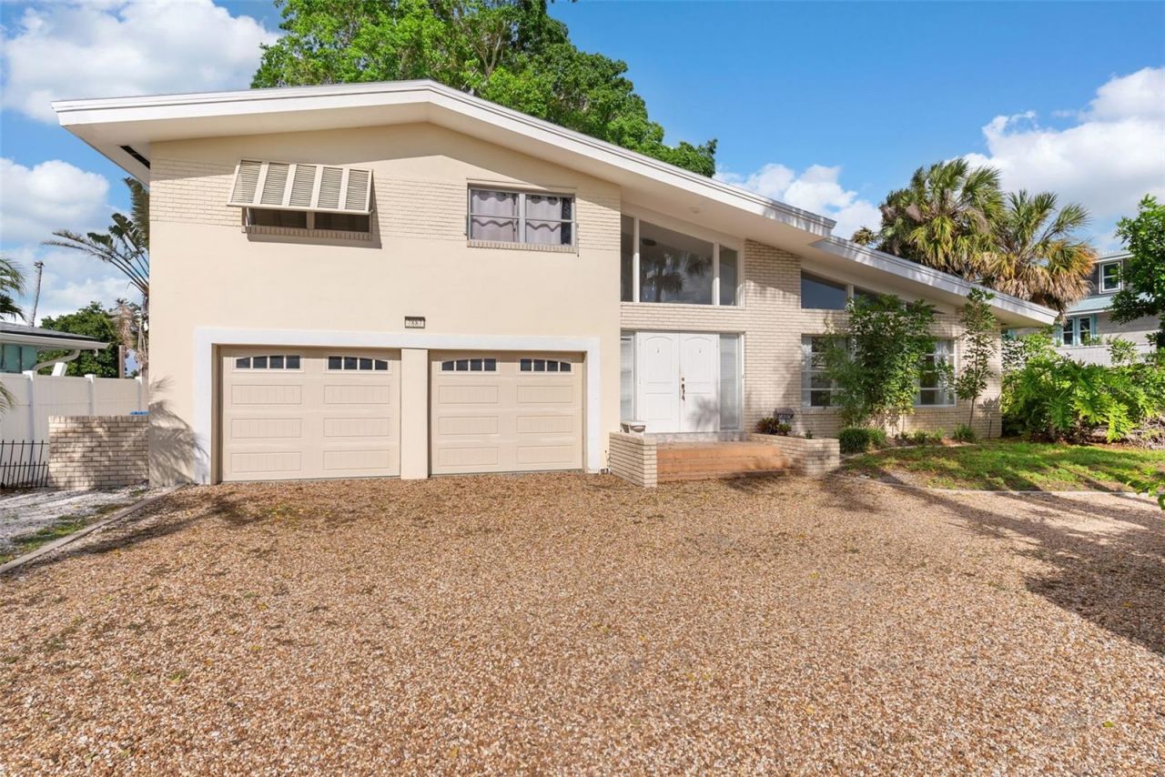 7887 9th Avenue S, Saint Petersburg, FL 33707 Photo
