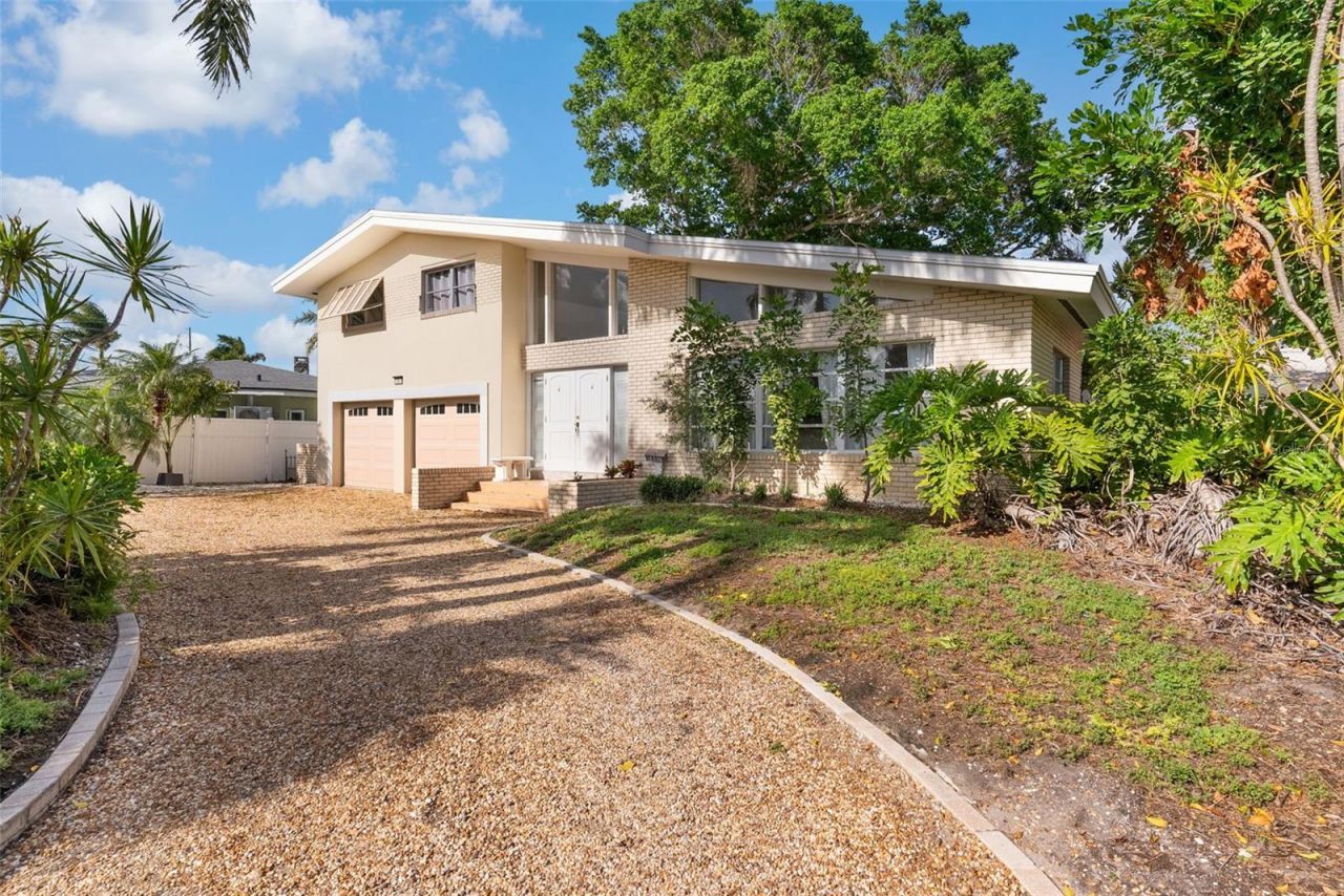 7887 9th Avenue S, Saint Petersburg, FL 33707 Photo