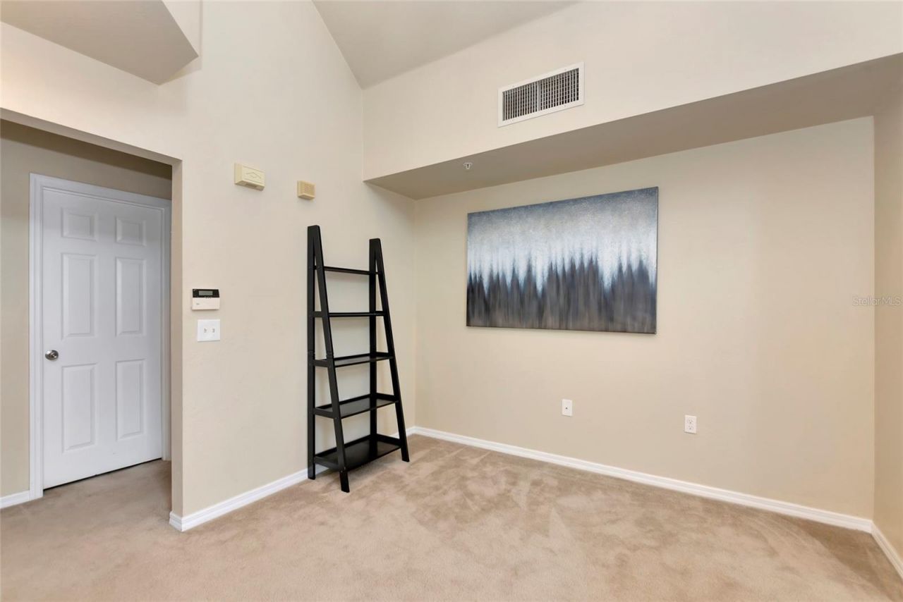 5560 Rosehill Road, Unit 201, Sarasota, FL 34233 Photo