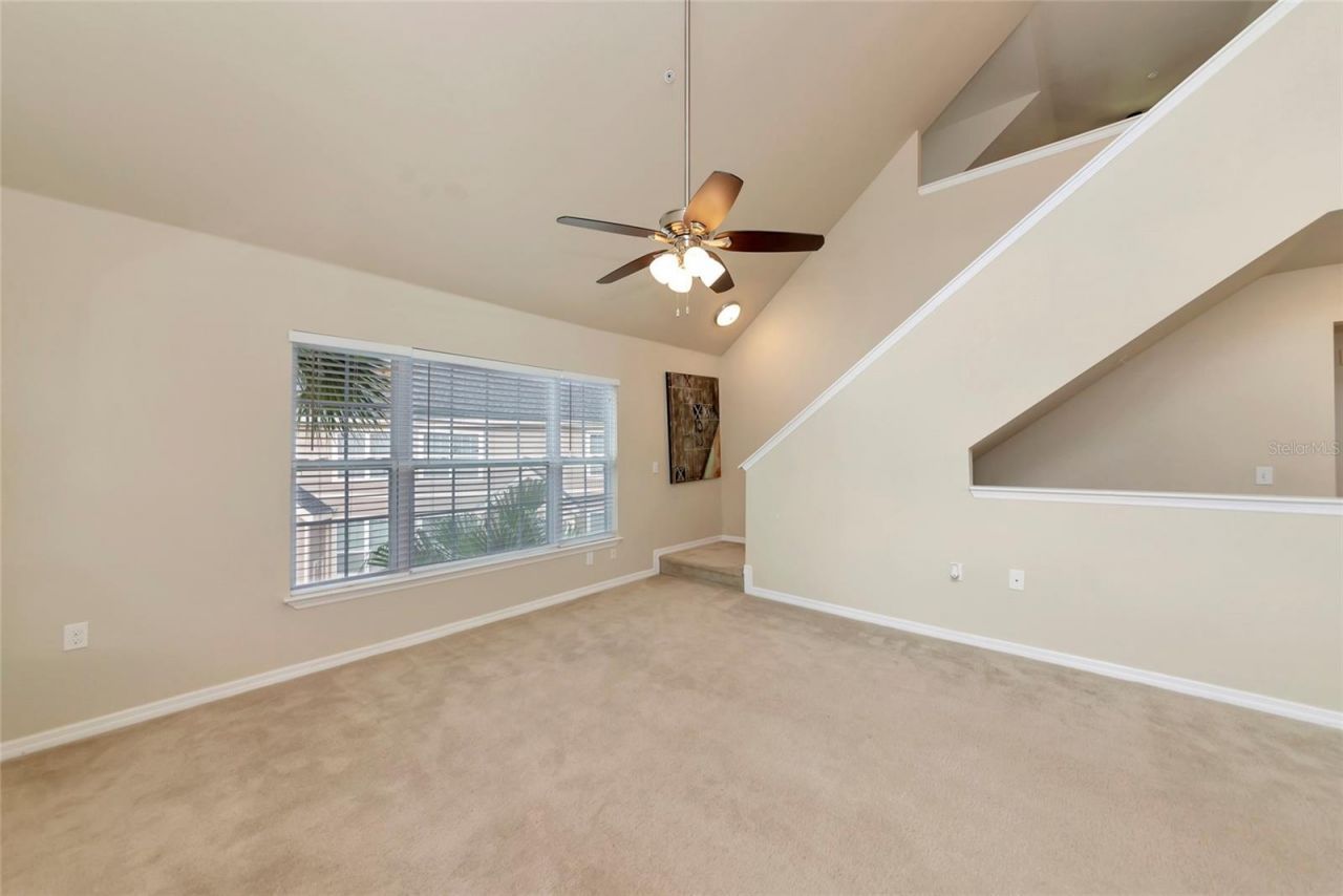 5560 Rosehill Road, Unit 201, Sarasota, FL 34233 Photo