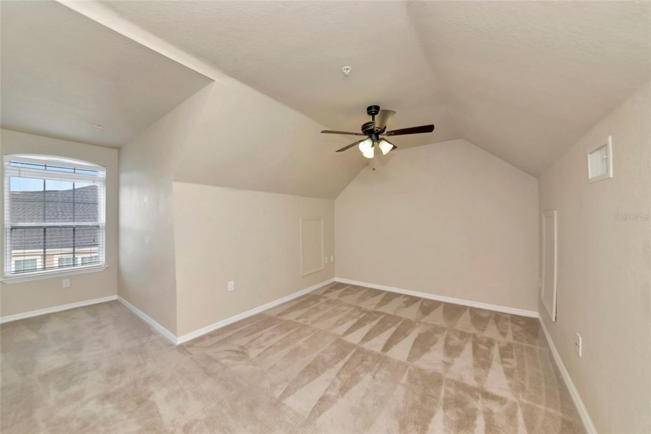 5560 Rosehill Road, Unit 201, Sarasota, FL 34233 Photo