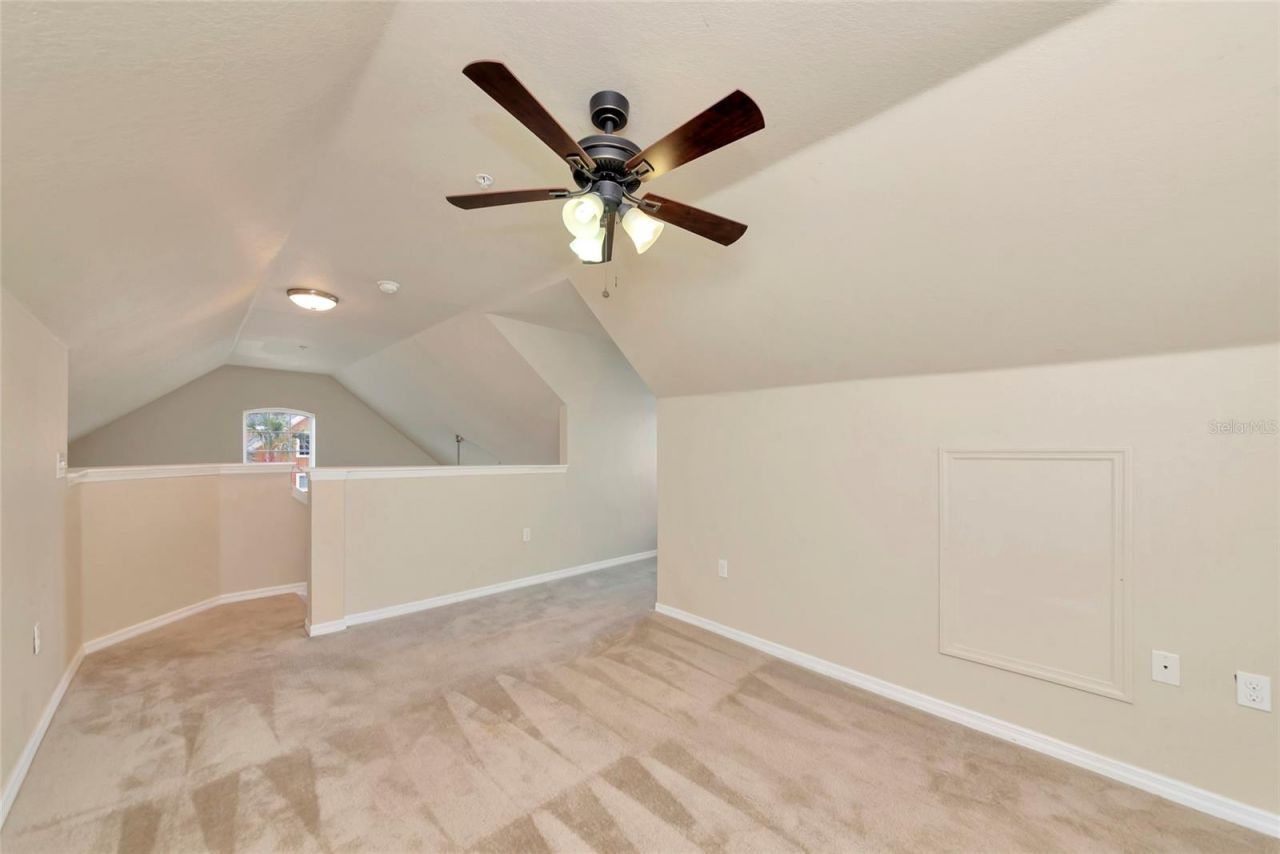 5560 Rosehill Road, Unit 201, Sarasota, FL 34233 Photo