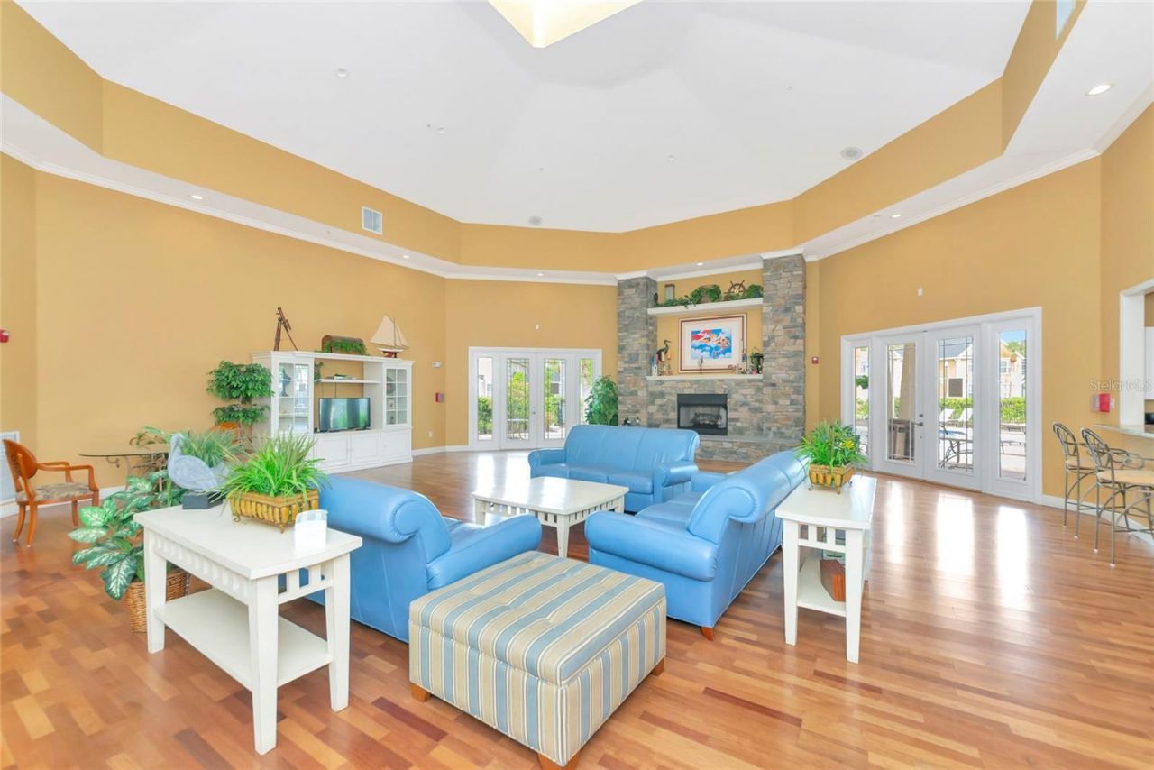5560 Rosehill Road, Unit 201, Sarasota, FL 34233 Photo