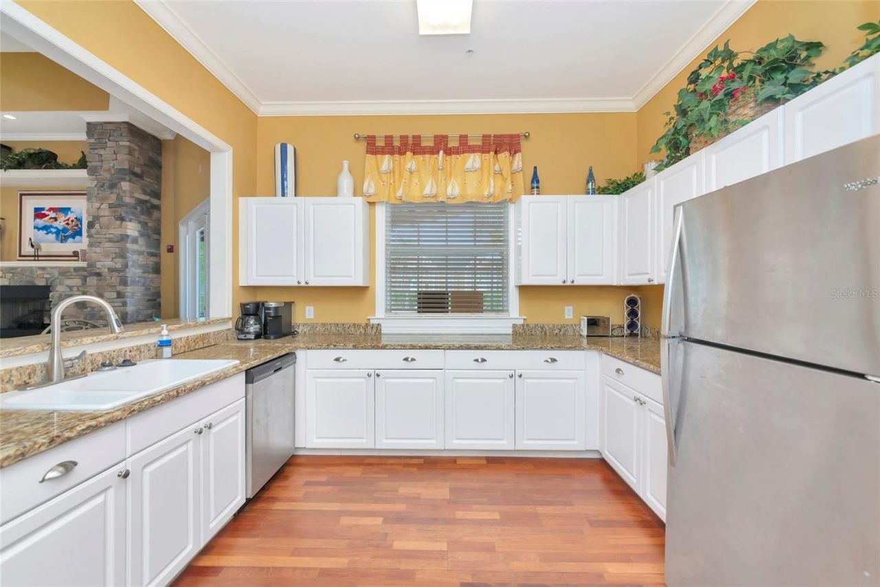 5560 Rosehill Road, Unit 201, Sarasota, FL 34233 Photo