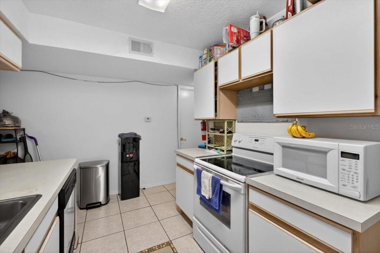 8712 Rain Forest Place , Unit B, Kissimmee, FL 34747 Photo