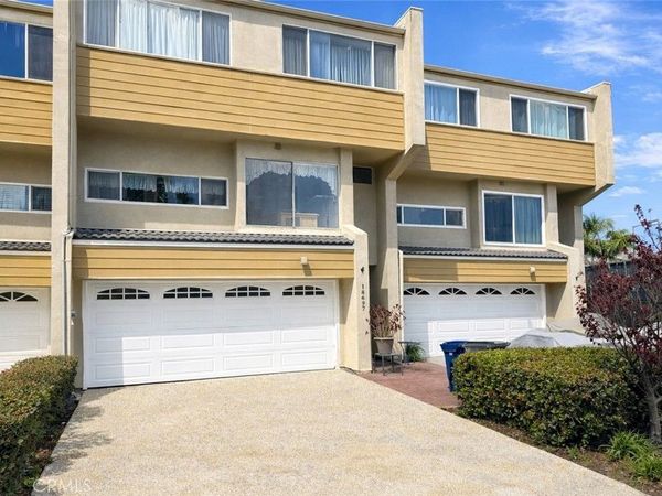 18697 Club, Huntington Beach, CA 92648