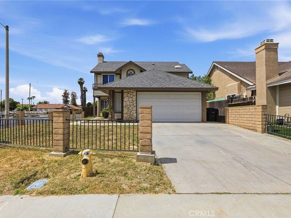 2002 Medical Center, Perris, CA 92571