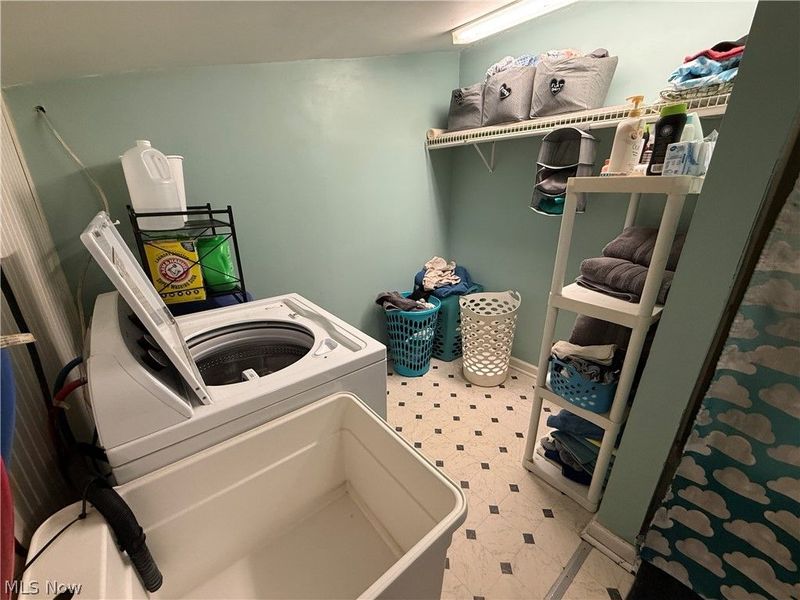 140 School Street, Elyria, OH 44035 Photo 25