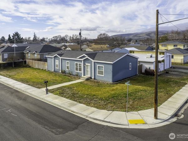 159 Ivy Street NE, Ephrata, WA 98837