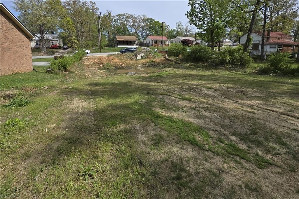 209 Hinkle Street, Thomasville, NC 27360 Main Photo