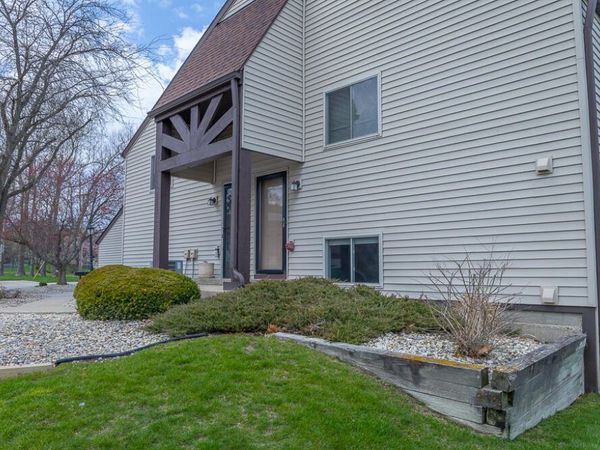 1177 Millpond Road, Valparaiso, IN 46385