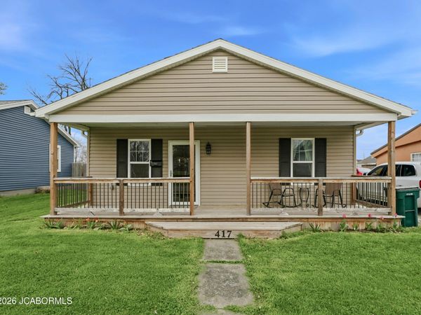 417 GARFIELD AVENUE, Moberly, MO 65270