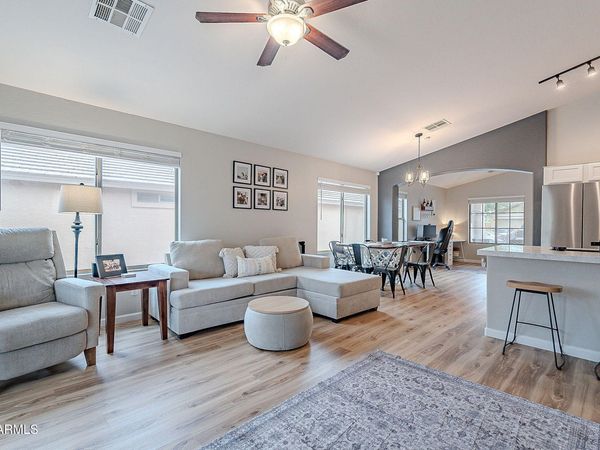 2574 W SAWTOOTH Way, Queen Creek, AZ 85144