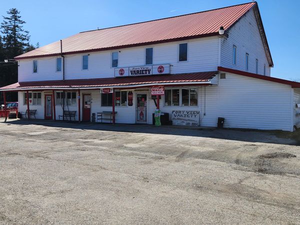 87 U.S. Highway 1 , Verona Island, ME 04416