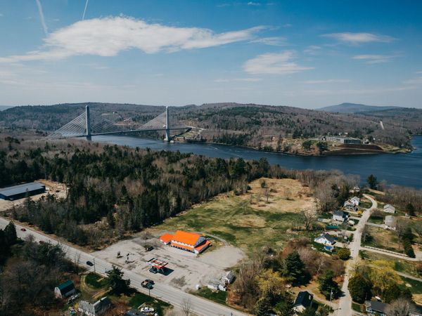 87 U.S. Highway 1, Verona Island, ME 04416