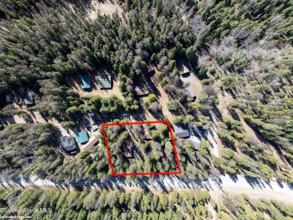 1976 Reeder Bay RD , Nordman, ID 83848