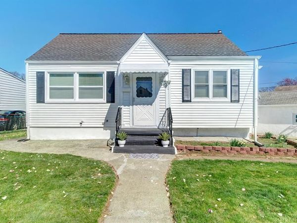 34 Greenlawn Drive, LODI, NJ 07644