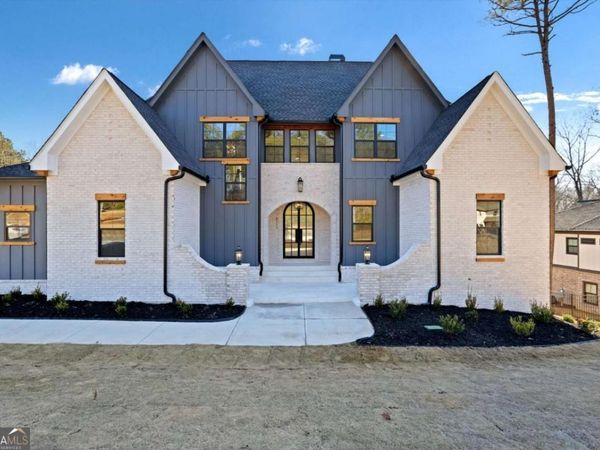 6113 Deepwater Cove, Gainesville, GA 30506