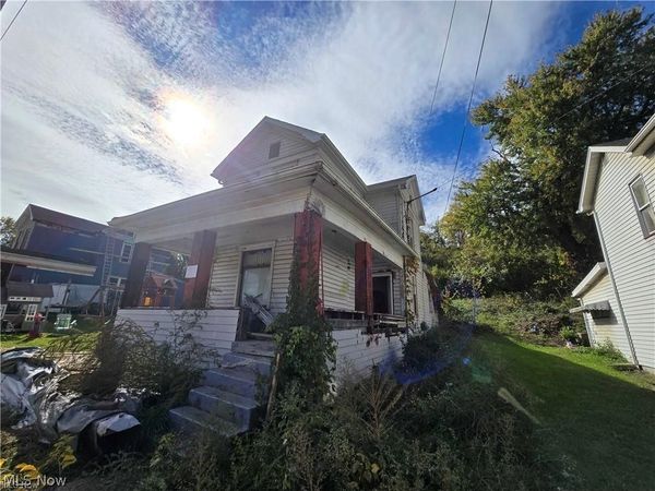 2021 Commercial Street , Mingo Junction, OH 43938