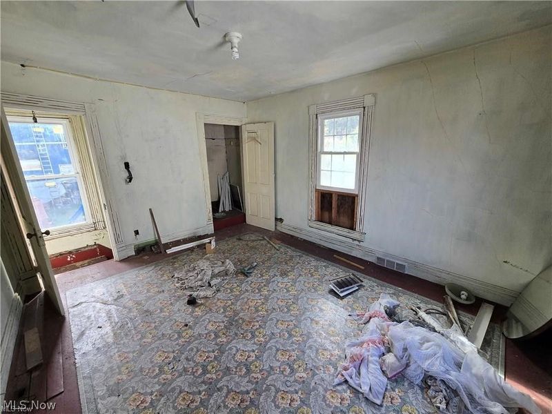 2021 Commercial Street, Mingo Junction, OH 43938 Photo 2