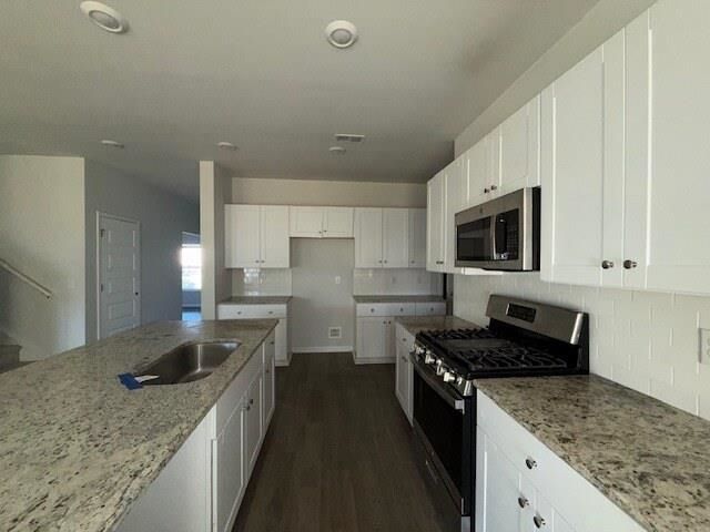 1108 Saltgrass Way Photo 6