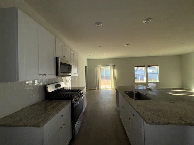 1108 Saltgrass Way Photo 7