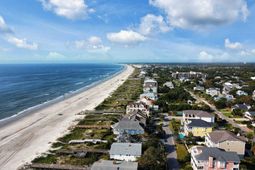 758 Parker Dr. photo 4