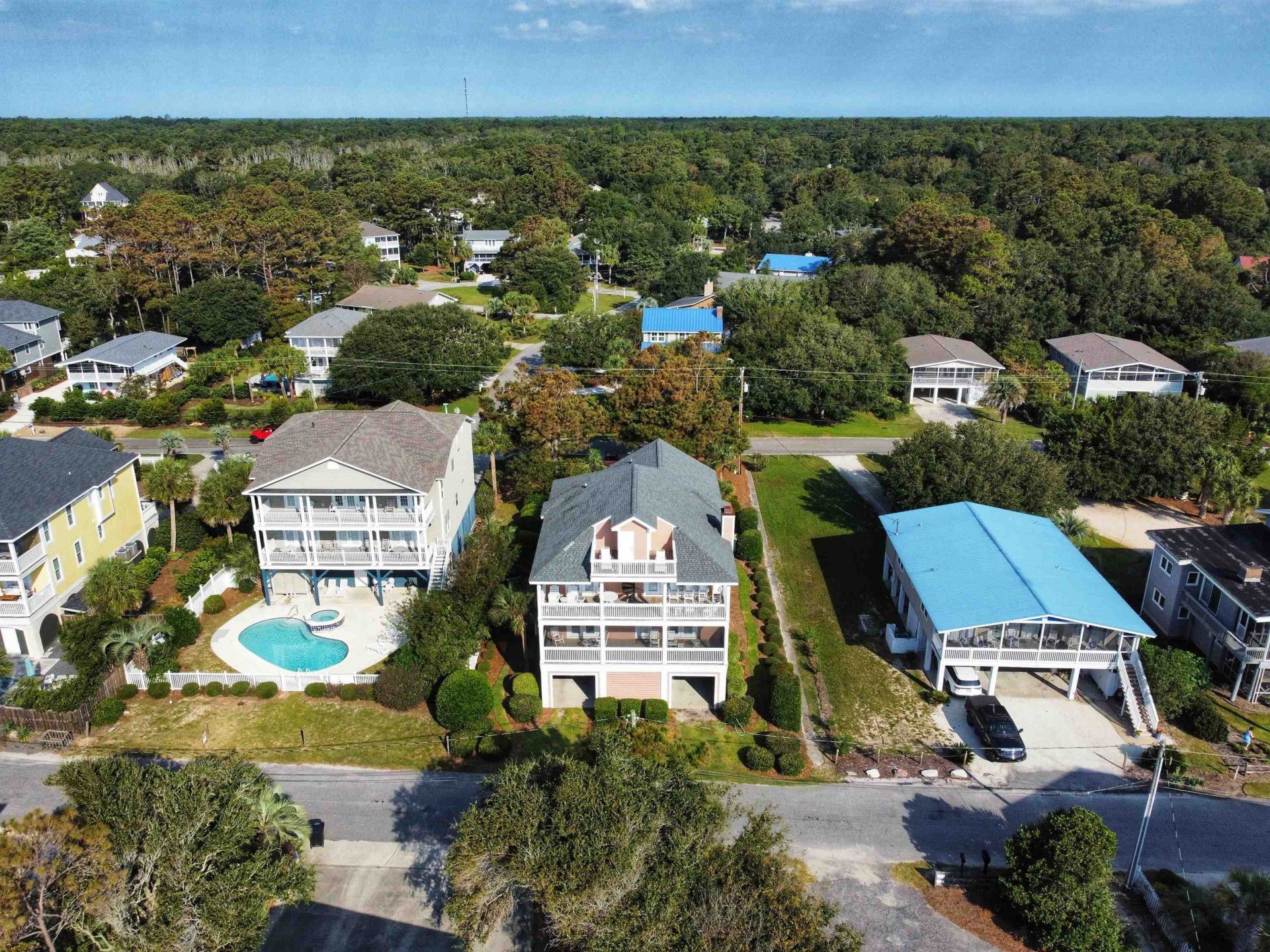 758 Parker Dr. Photo 8