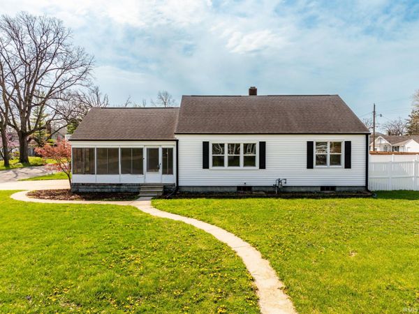1301 W Cowing Drive, Muncie, IN 47304
