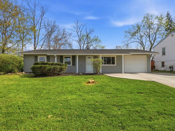 5100 Edgeview Road , Columbus, OH 43207