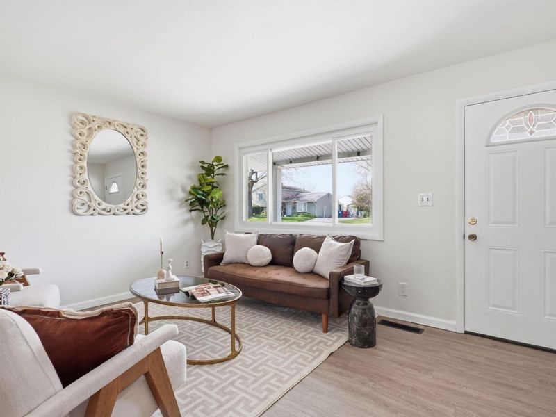 5100 Edgeview Road , Columbus, OH 43207 Photo 11