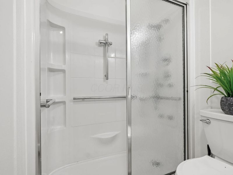 5100 Edgeview Road , Columbus, OH 43207 Photo 33