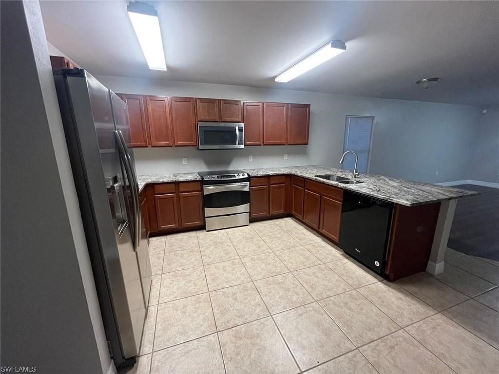 742 Center Lake St, Lehigh Acres, FL 33974 Photo