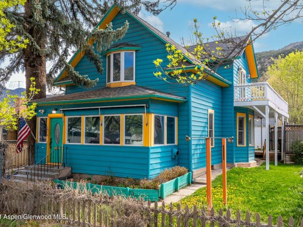 1018 Grand Avenue, Glenwood Springs, CO 81601