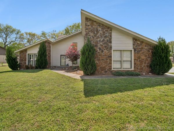 421 Timbercrest Road, Catoosa, OK 74015