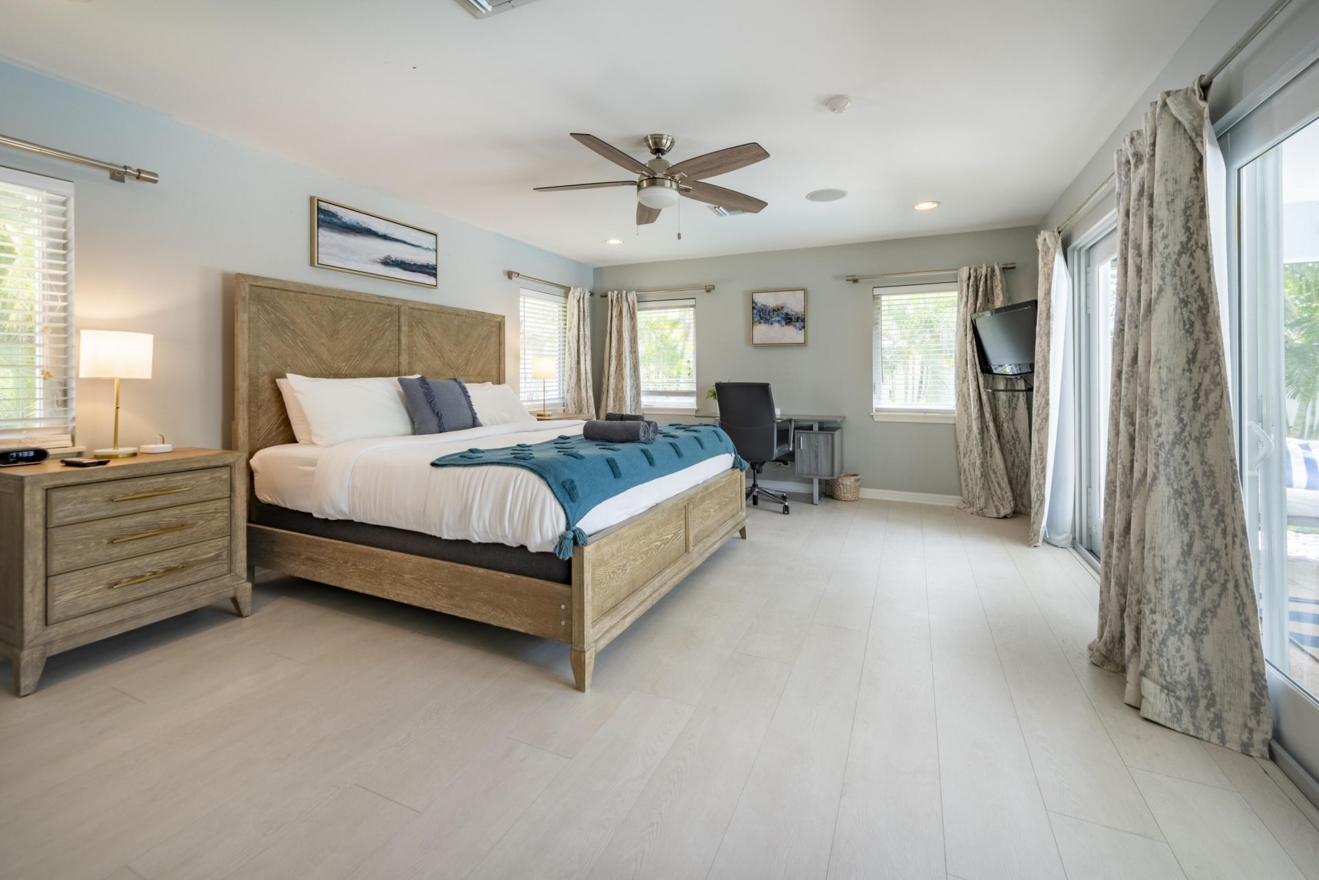 5930 NE 21st Lane, Fort Lauderdale, FL 33308 Photo