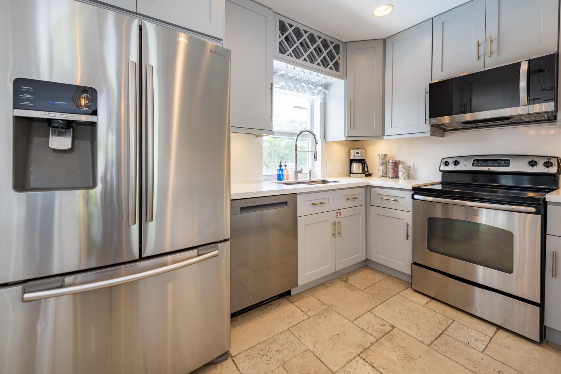 5930 NE 21st Lane, Fort Lauderdale, FL 33308 Photo