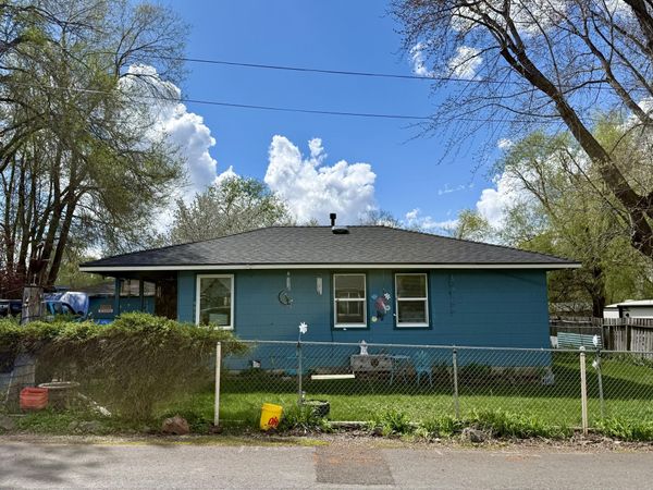 4434 Bryant Avenue, Klamath Falls, OR 97603