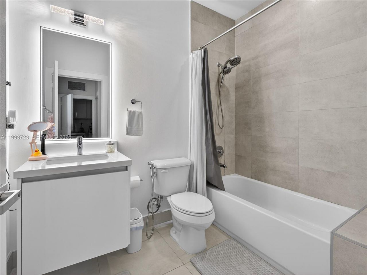 7159 NW 102nd Place, Doral, FL 33178 Photo